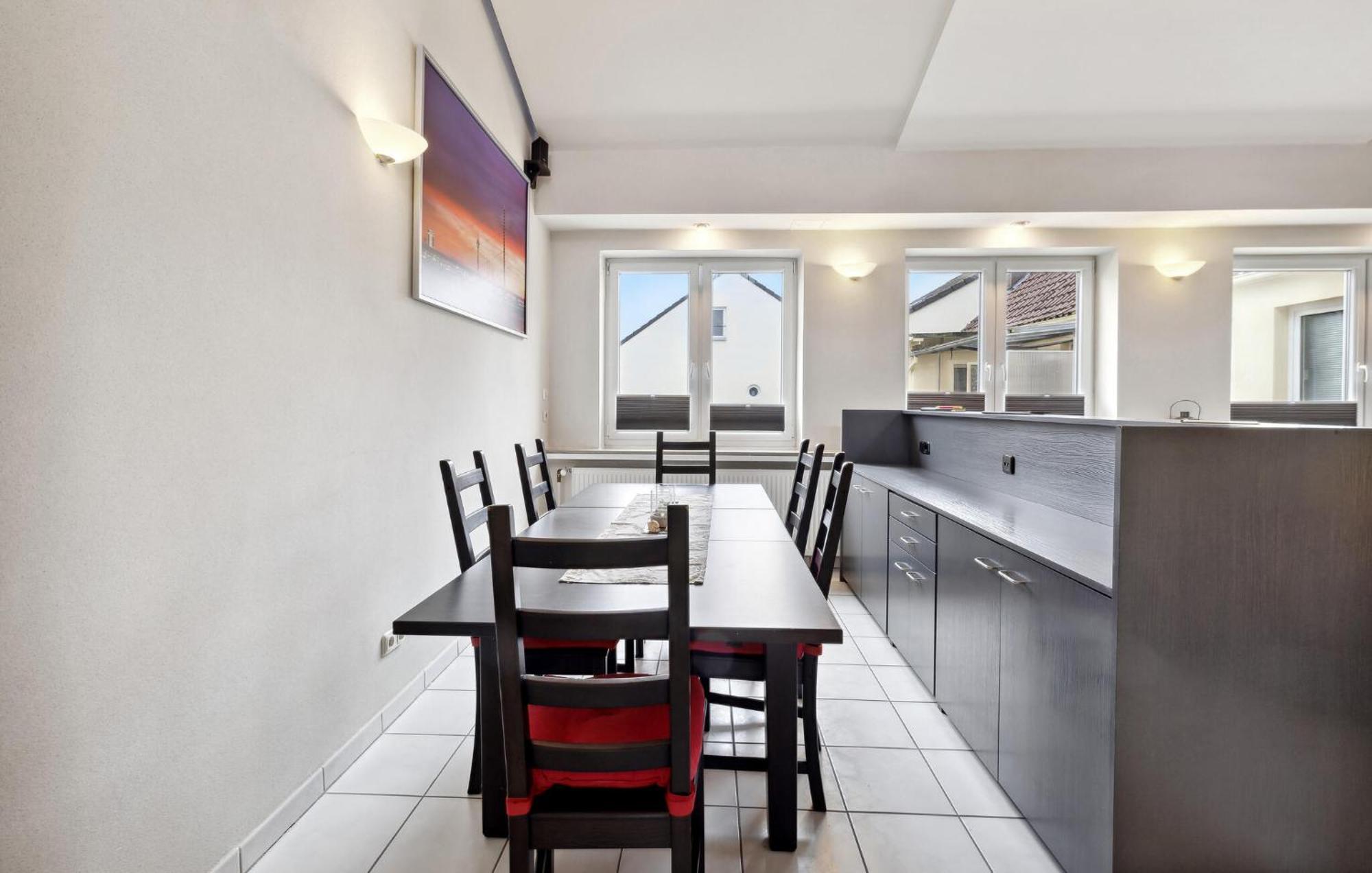 Amazing Apartment In Bremerhaven With Kitchen Екстериор снимка